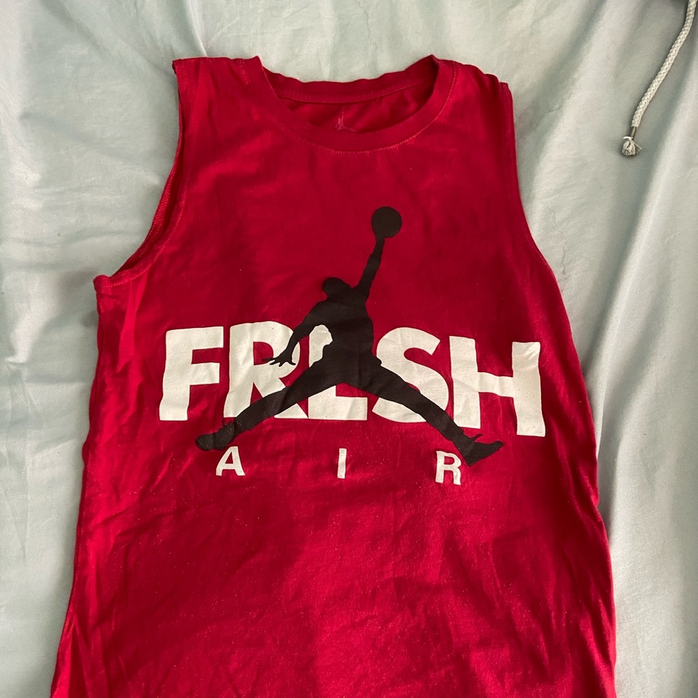Sleeveless Jordan shirt